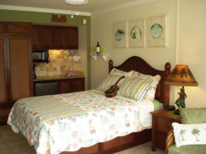  Islander on the Beach Unit 256  Капаа